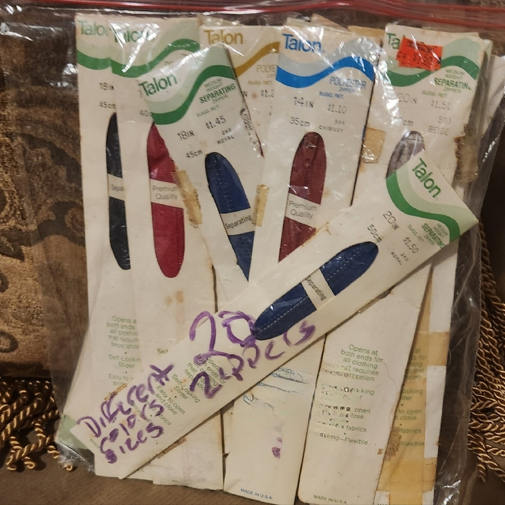Assorted sewing items - Picture 2 of 6